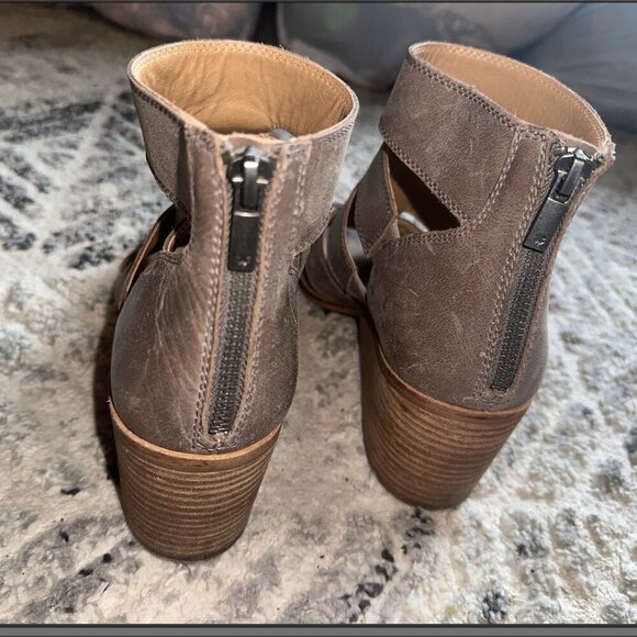 Lucky Brand Brown Leather Suede Cut Out Heel Sandals Women's 10 - Picture 4 of 9